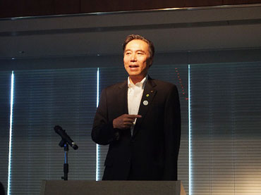 総会議事を述べる 発起人 長野県知事 阿部 守一氏