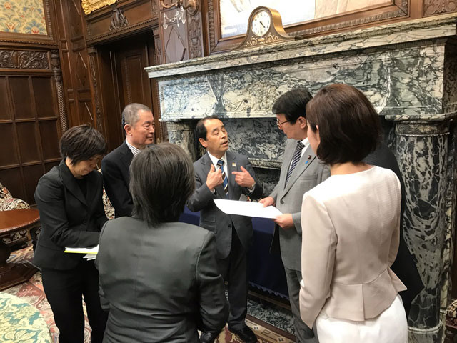 山本参議院議員運営委員長と面談