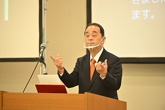 石野富志三郎　全日本ろうあ連盟理事長