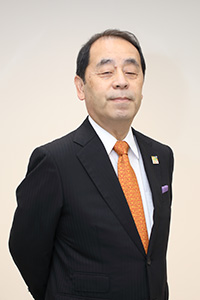 理事長　石野富志三郎