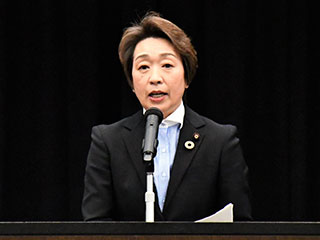 橋本聖子議員