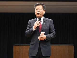 衛藤晟一議員