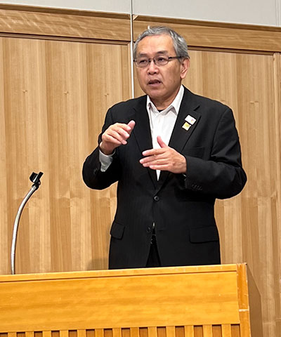 全日本ろうあ連盟 久松 三二 事務局長