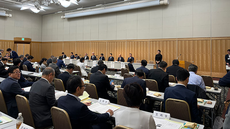 総会の様子