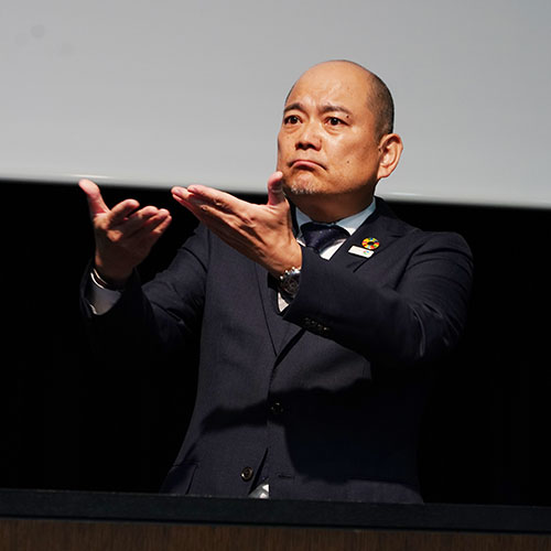 来賓挨拶 石橋大吾 全日本ろうあ連盟理事長