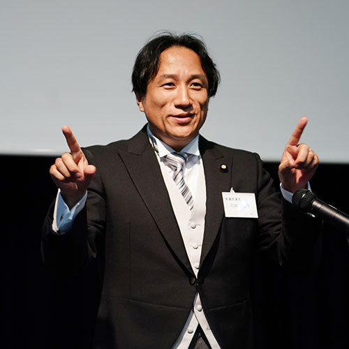 来賓挨拶 川田龍平 参議院議員(障害児者の情報コミュニケーション推進に関する議員連盟 幹事長代行)
