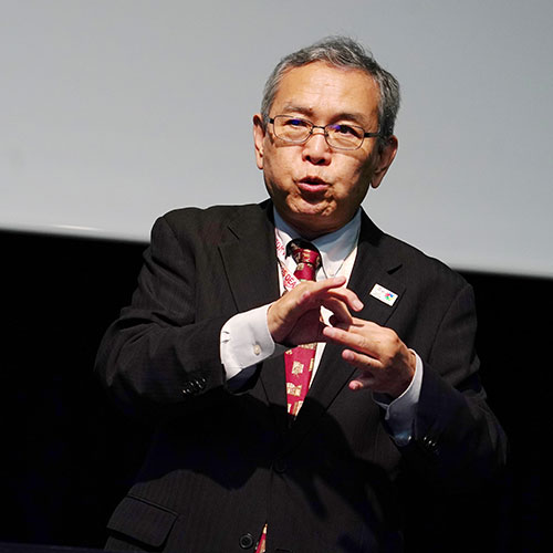 最後に、全日本ろうあ連盟デフリンピック運営委員会の久松三二委員長よりまとめの発表を行いました。