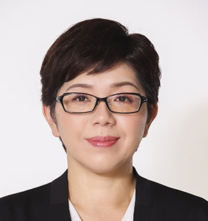 川上 恵 氏