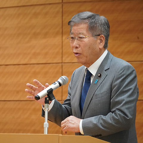 衛藤晟一氏 障害児者の情報コミュニケーション推進に関する議員連盟 会長