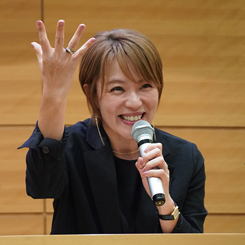 今井絵理子氏 障害児者の情報コミュニケーション推進に関する議員連盟 事務局長