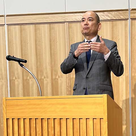 全日本ろうあ連盟 理事長 石橋大吾