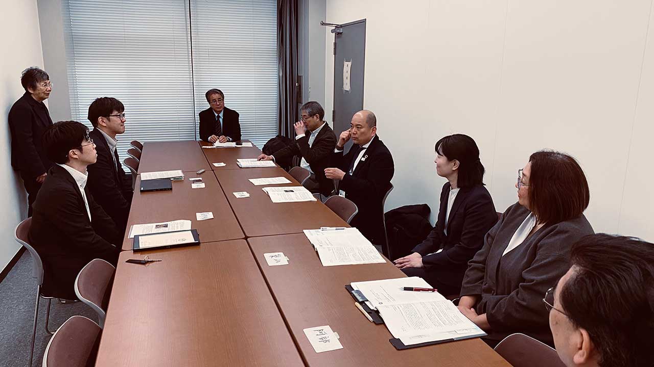 厚生労働省との意見交換