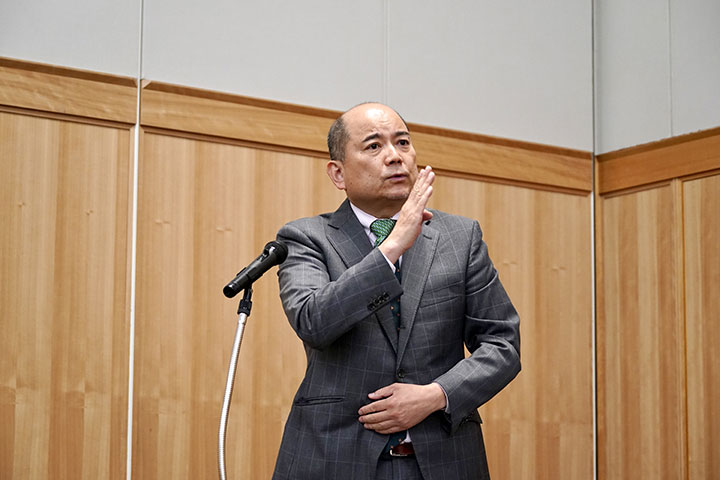一般財団法人全日本ろうあ連盟　理事長　石橋 大吾