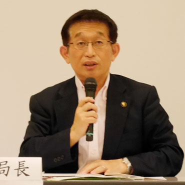 泉 房穂 明石市長