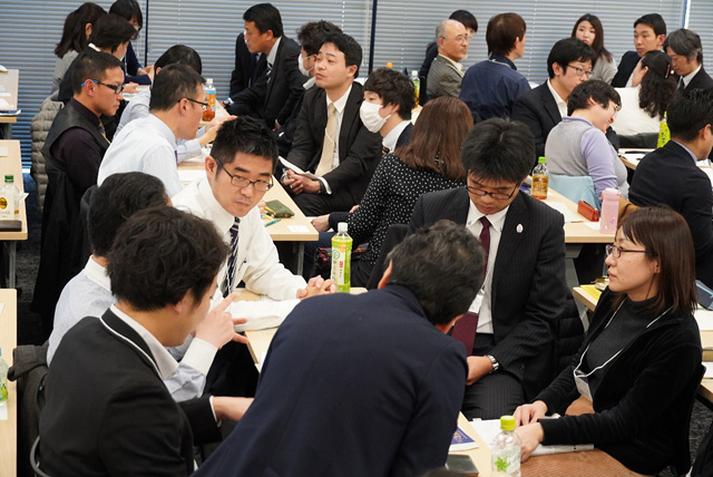 情報交換の様子