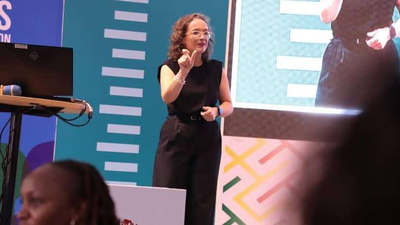 マールチェ・デ・ムールダー博士