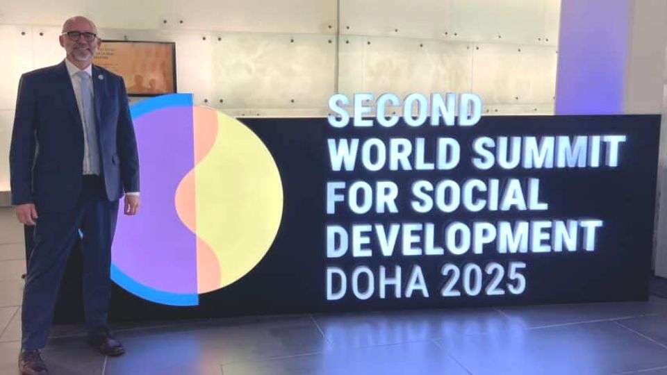 社会開発サミット