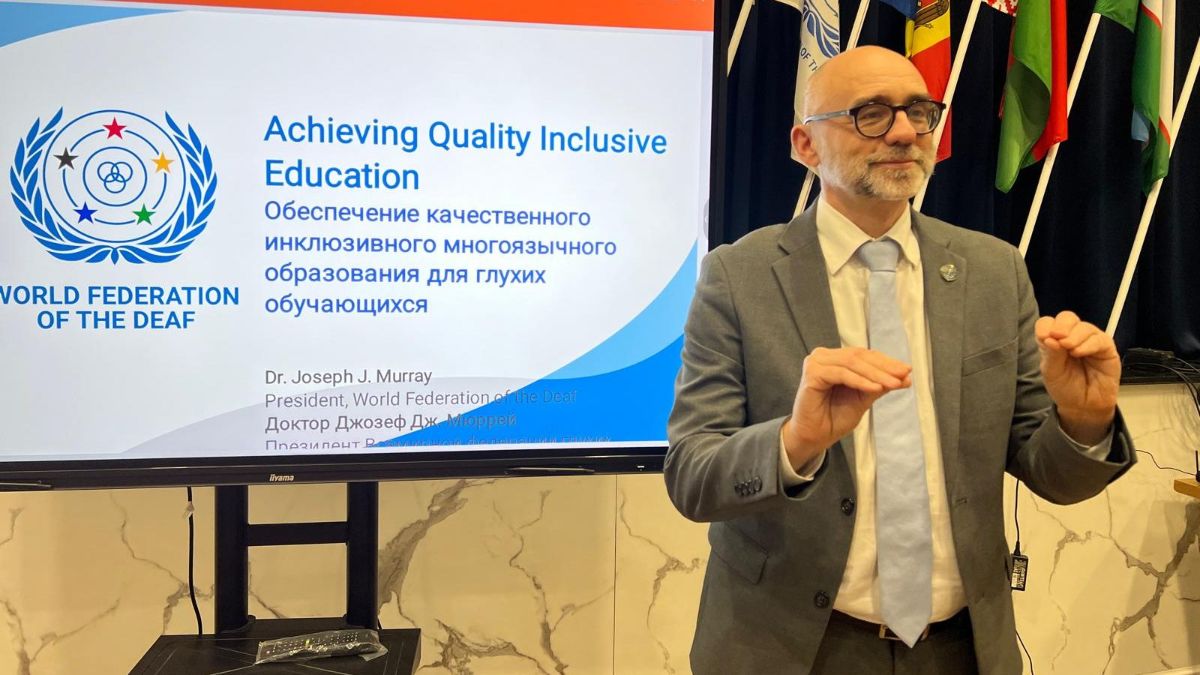 モルドバでの講演