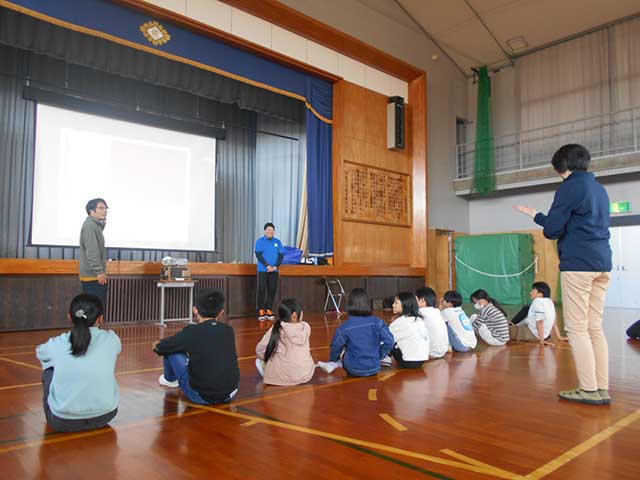 伊勢市立佐八小学校